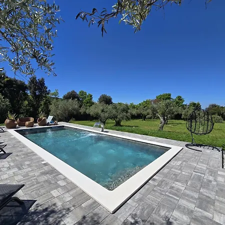 Villa Olive Garden Paradise With Heated Swimming Pool