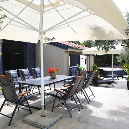 Olive Garden Paradise With Swimming Pool - New!!! Villa Rovigno