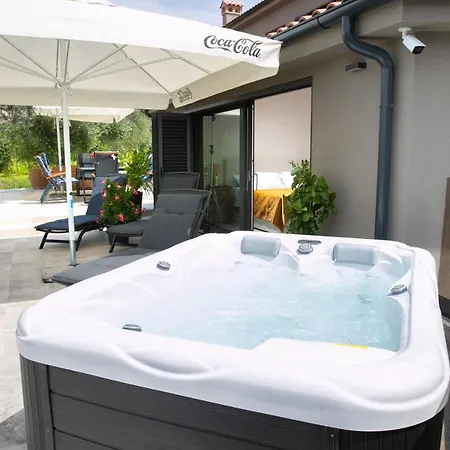 Villa Olive Garden Paradise With Swimming Pool - New!!! Rovigno