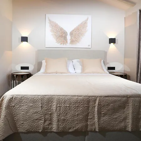 Olive Garden Paradise With Heated Swimming Pool