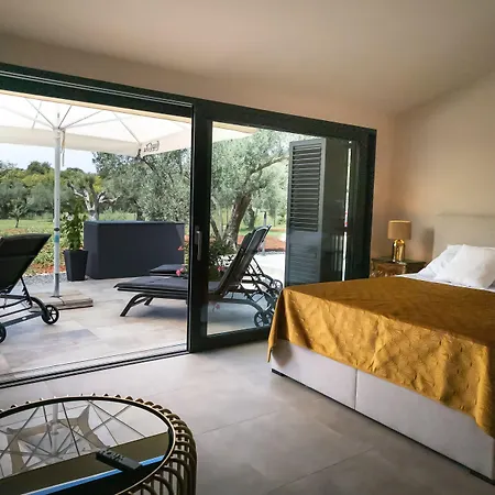 Olive Garden Paradise With Heated Swimming Pool