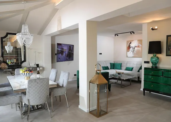 Olive Garden Paradise With Heated Swimming Pool