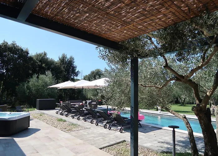 Olive Garden Paradise With Heated Swimming Pool Rovinj
