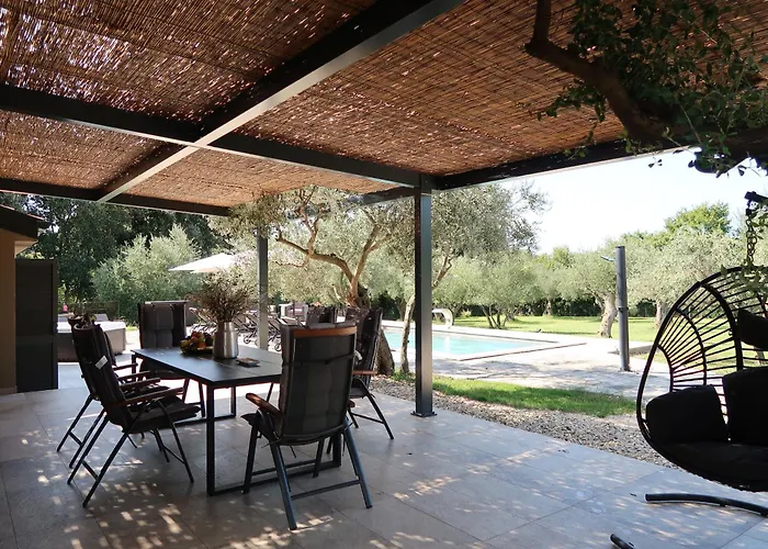 Olive Garden Paradise With Heated Swimming Pool Rovinj