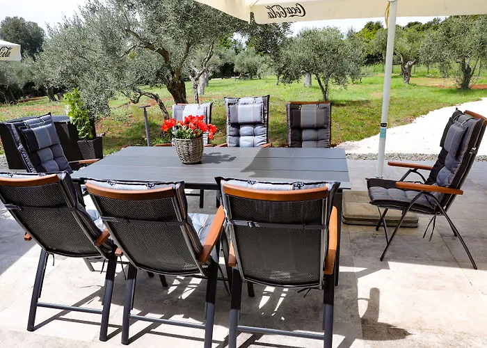 Olive Garden Paradise With Heated Swimming Pool Villa