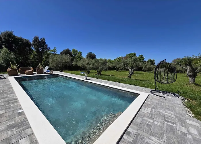 Villa Olive Garden Paradise With Heated Swimming Pool *