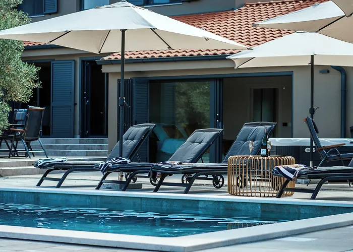 Olive Garden Paradise With Heated Swimming Pool Rovinj