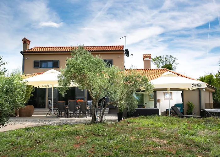 Villa Olive Garden Paradise With Heated Swimming Pool *