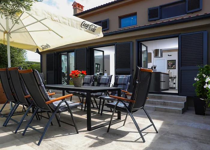 Villa Olive Garden Paradise With Heated Swimming Pool Rovinj